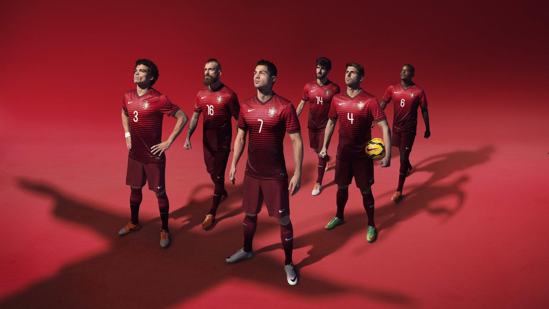 孔帕尼解析穆勒替补之谜,战术考量重于个人价值 拜仁内部信任未动摇